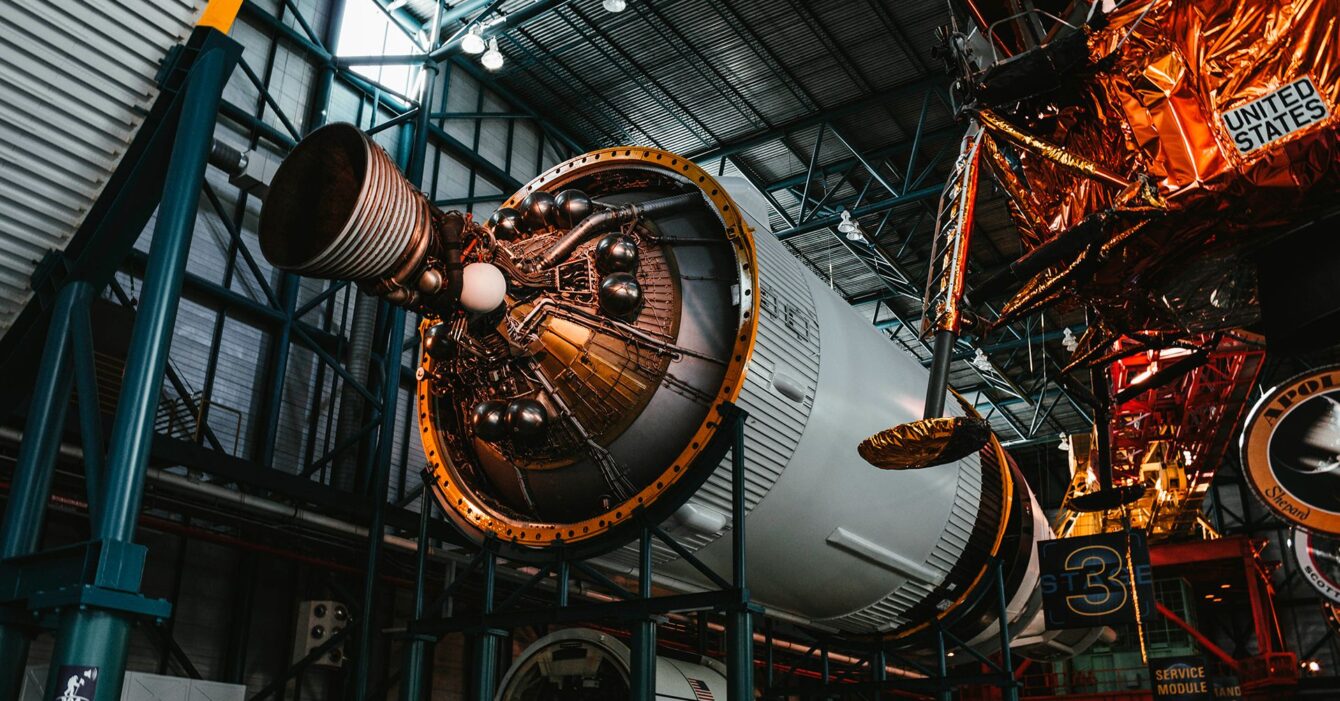 process-building-space-rocket-engine process-building-space-rocket-engine